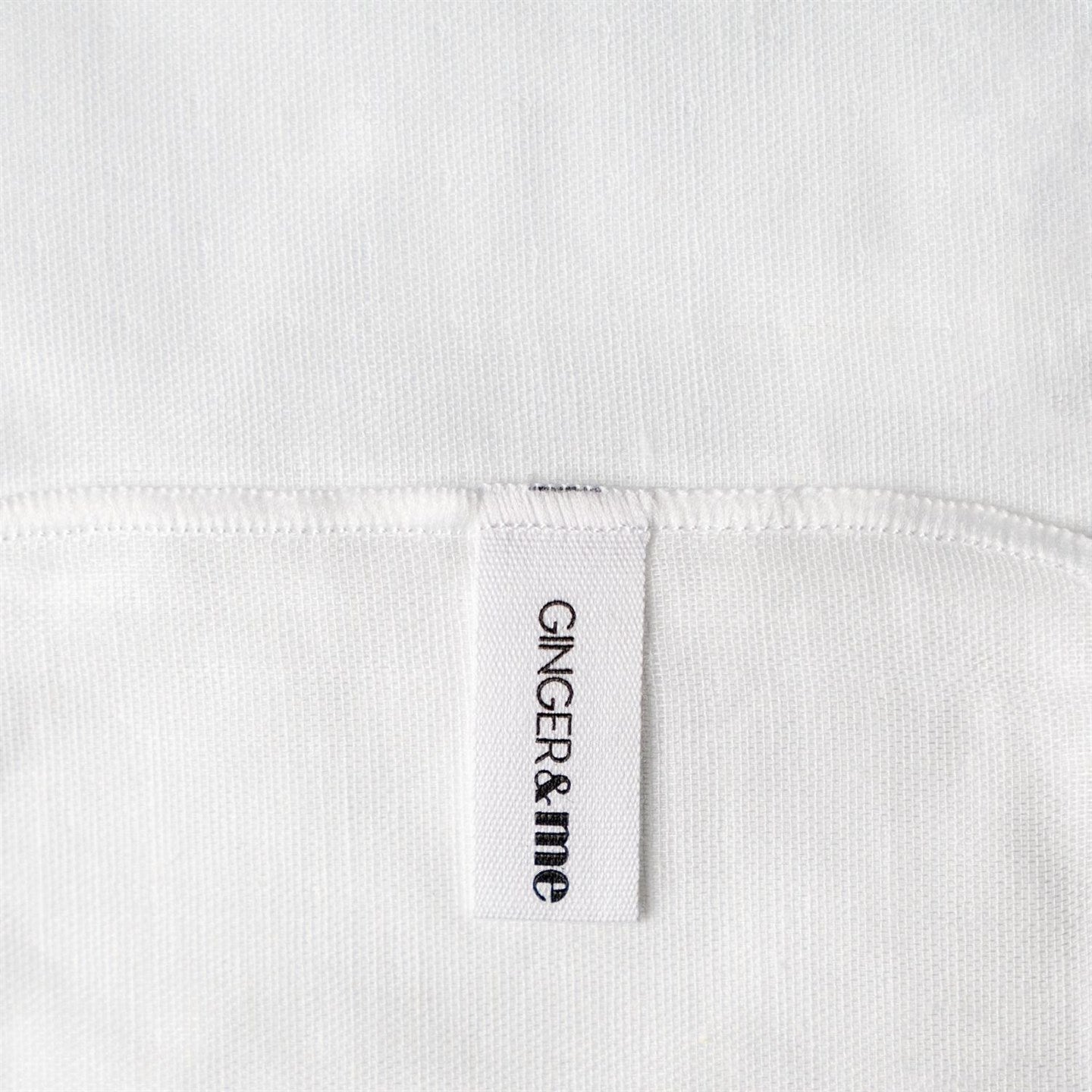 Neurocosmedics Sale. Neurocosmedics Muslin Cleansing Cloth is suitable for all skin types. Neurocosmedics Muslin Cleansing Cloth is made with 100% Cotton Muslin Cloth. Neurocosmedics Muslin Cleansing Cloth will melt away makeup, dirt, and pollution with your choice of cleanser and then remove using a warm Muslin Cleansing Cloth. These cloths are machine washable and reusable