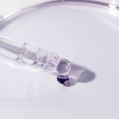 Cosmedix Bakuchiol Complete serum texture with bakuchiol and squalane for hydration, skin renewal and smoother-looking skin.