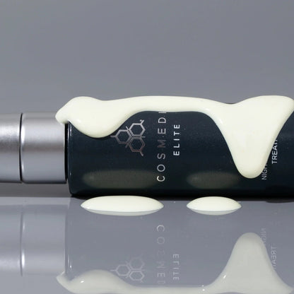 Cosmedix Elite Duo-A creamy nightly treatment texture with retinol, retinal and soothing beta glucan.