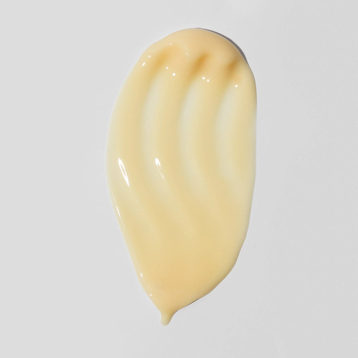 Cosmedix Elite Serum 24 texture enriched with LG-Retinex, squalane and hyaluronic acid for wrinkles and uneven tone.