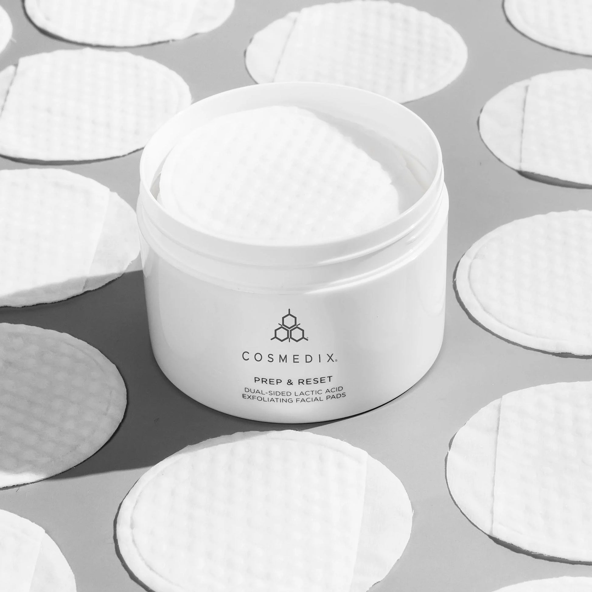 Cosmedix Prep & Reset exfoliating facial pads with lactic acid, niacinamide and papaya enzymes for smoother, brighter skin.