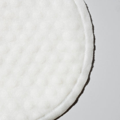 Cosmedix Prep & Reset dual-sided exfoliating pads to brighten skin, refine pores and improve skin clarity.