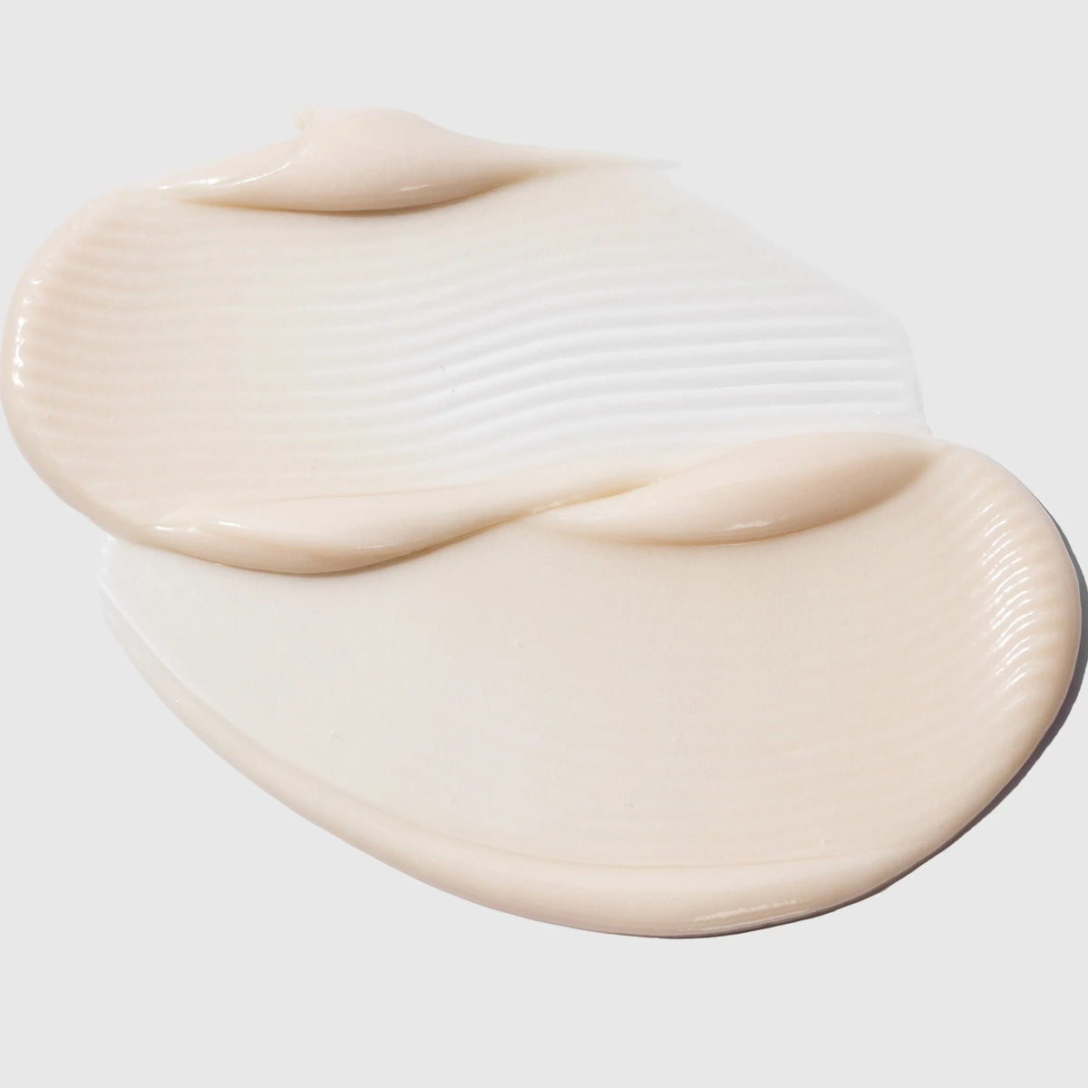 Cosmedix Shineless Oil-Free Moisturiser for a smooth, balanced and comfortably matte complexion.