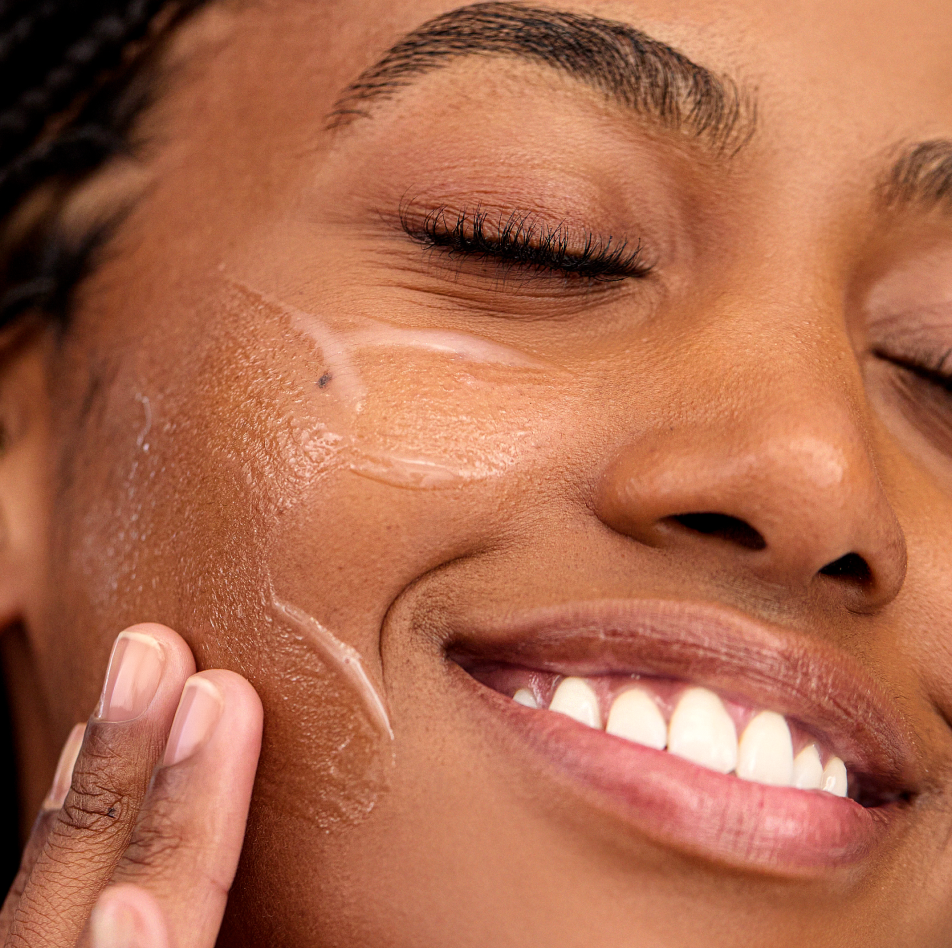 Woman applying INSKIN.CO Bakuchiol & B3 Serum to face showing lightweight texture, niacinamide serum for sensitive skin.