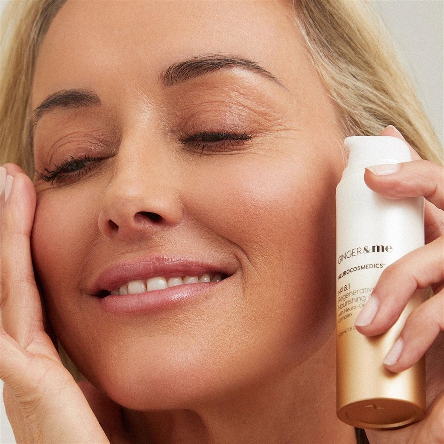 Neurocosmedics Sale. Neurocosmedics Regerative Nourishing Cream is suitable for most skin types. Neurocosmedics Regerative Nourishing Cream contains Omega Fatty Acid 3, Omega Fatty Acid 6, Inca Inchi Oil, Kakadu Plum Oil. Neurocosmedics Regerative Nourishing Cream will replenish dry skin with oils and a thick texture that both nourish and re-establish barrier function while promoting increased collagen and elastin production.