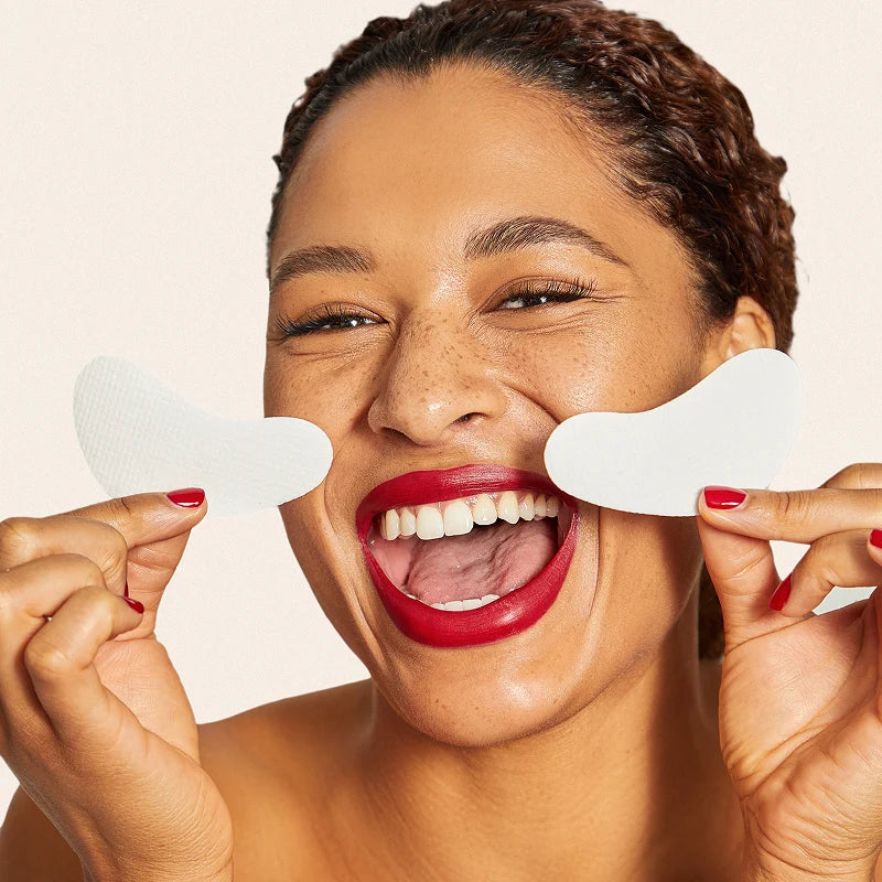 O Cosmedics No Baggage Native Collagen Eye Masks for intensive hydration, plumping and pre-event eye care.