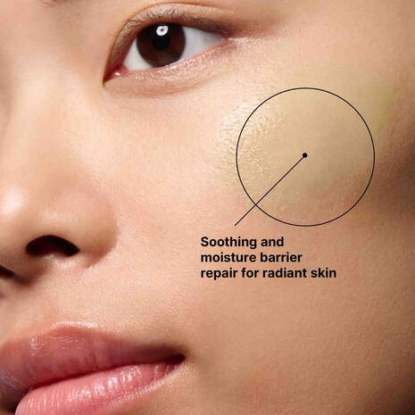 SkinCeuticals Phyto Corrective PDRN Serum for visibly calmer skin, improved moisture barrier function and reduced facial redness.