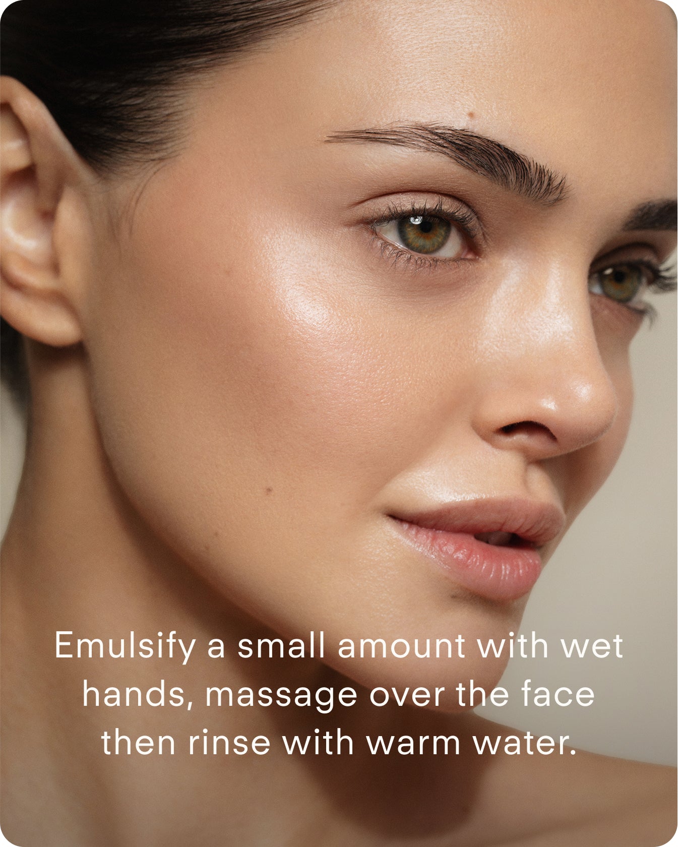 Ultraceuticals B2 Hydrating Balancing Gel Facial Cleanser, gentle hydrating gel cleanser for makeup removal, excess oil and a fresh balanced complexion.