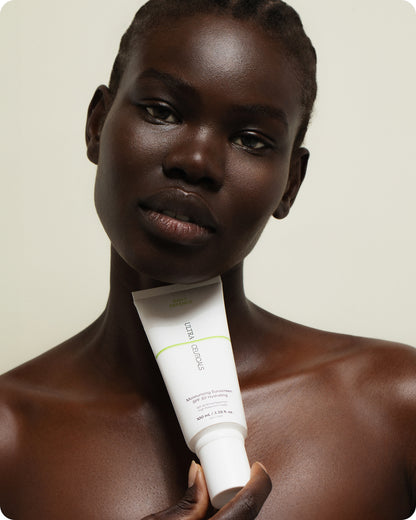 Ultraceuticals Daily Defence Moisturising Sunscreen SPF 50 Hydrating for smooth, luminous and protected skin.