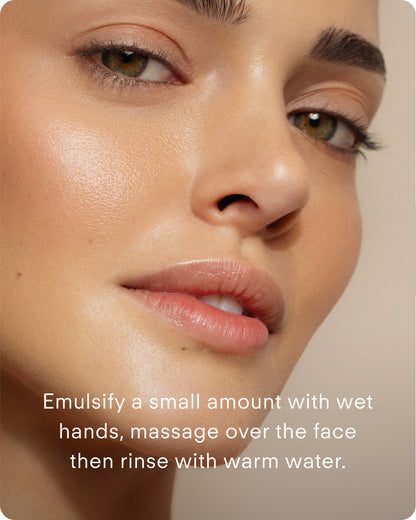 Ultraceuticals Lumi Bright Foaming Facial Cleanser daily cleansing step for brighter, smoother skin and removal of makeup and impurities.